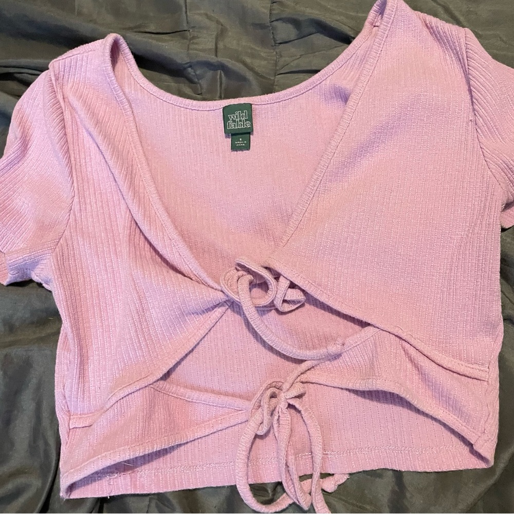 Wild Fable tie in front Purple/Pink cropped